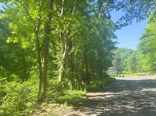 31 Bruschayt Drive, Hamden, CT 06518