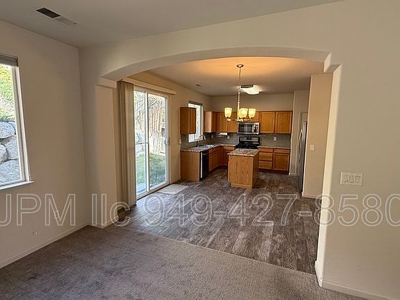 3rd image of 6389 Bentley Ct