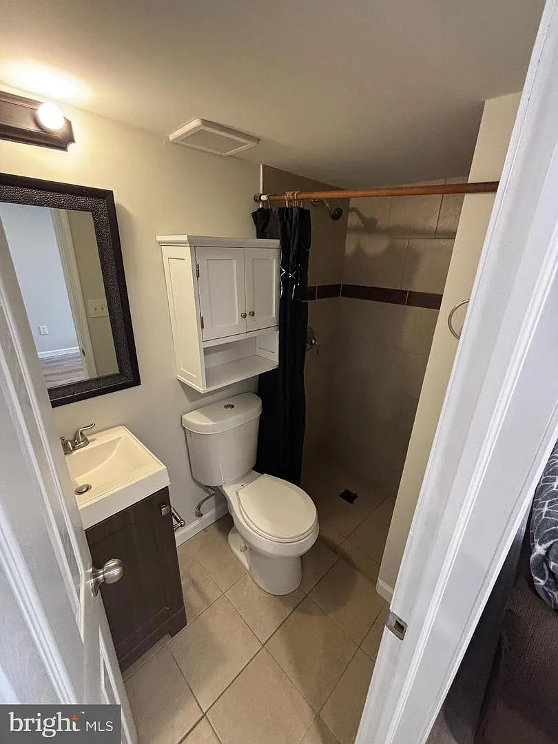 1 bed, $950 — Photo 3