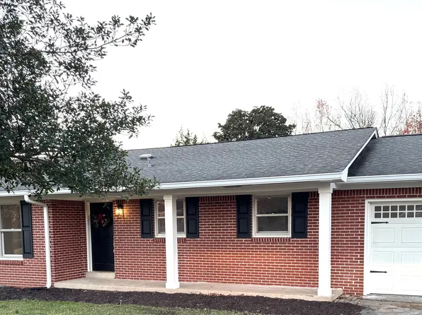2135 Stacy Ln, Lawrenceburg, TN 38464