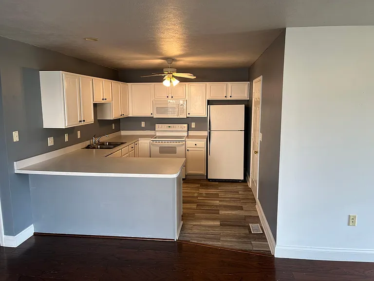 108 Jennifer Ct — Photo 5