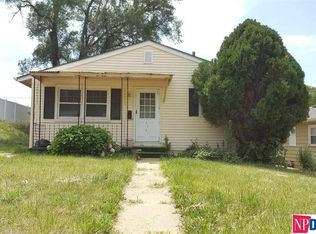 3341 Spaulding St, Omaha, NE 68111