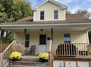 41 Royal St, Chicopee, MA 01020