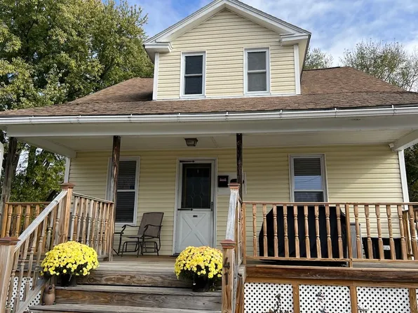 41 Royal St, Chicopee, MA 01020