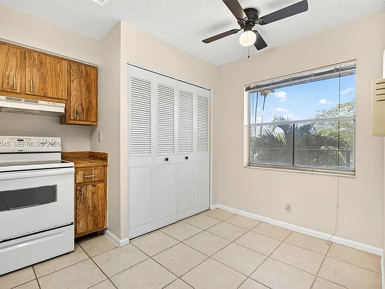 357 N Rock Island Rd #207 — Photo 3