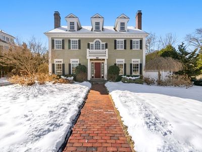 169 Grove St, Wellesley, MA, 02482