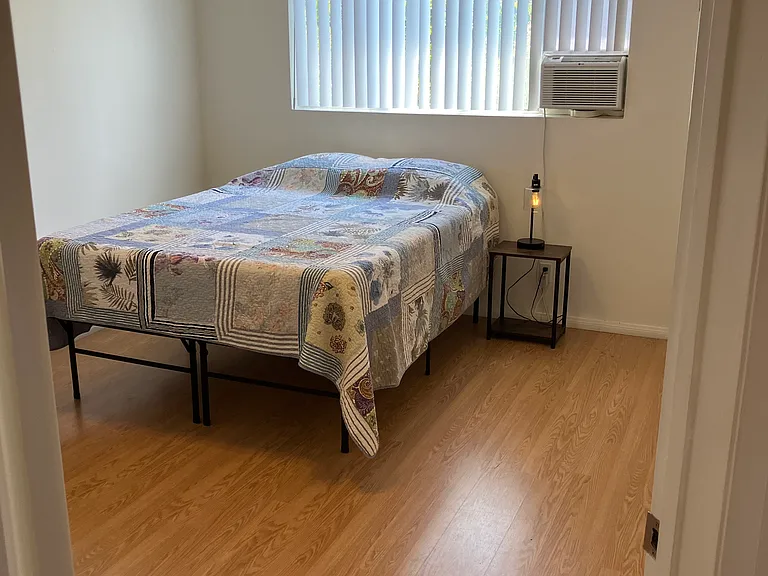 3911 Huron Ave #1 — Photo 10