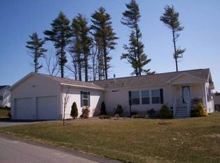 5705 Pheasant Ln, Middleboro, MA 02346