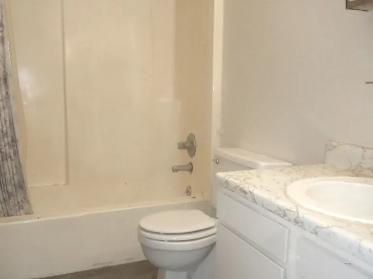 309 Anthony Dr — Photo 7