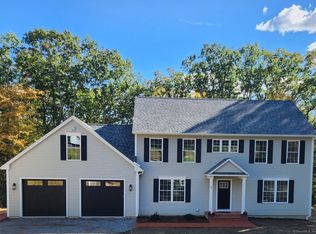 9 Hearthstone Dr, Barkhamsted, CT 06063