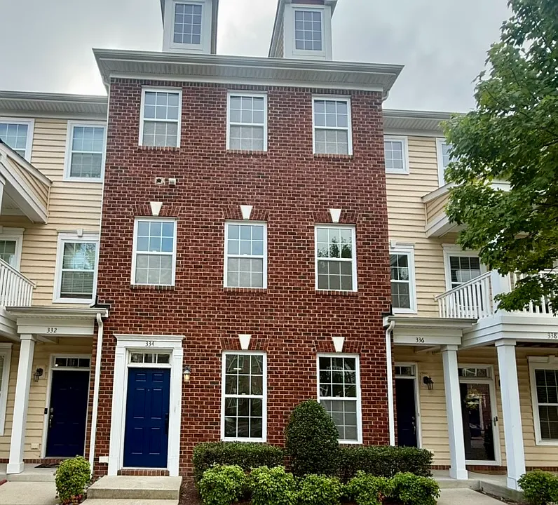 334 Fountain Way
