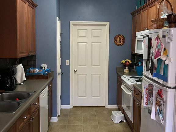 5th image of 2021 Forest Lakes Ln