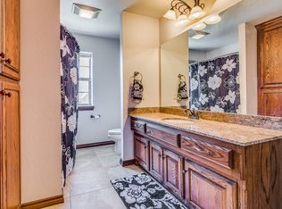 3117 Balmoral Ct, Edmond, OK 73034