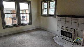 3rd image of 621 Palestine St