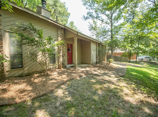 90 Thorngrove Cv, Columbus, MS 39705