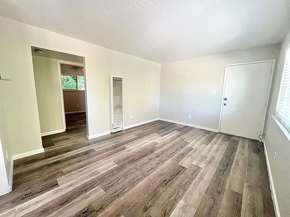 4th image of 2505 Sierra Blvd #2519