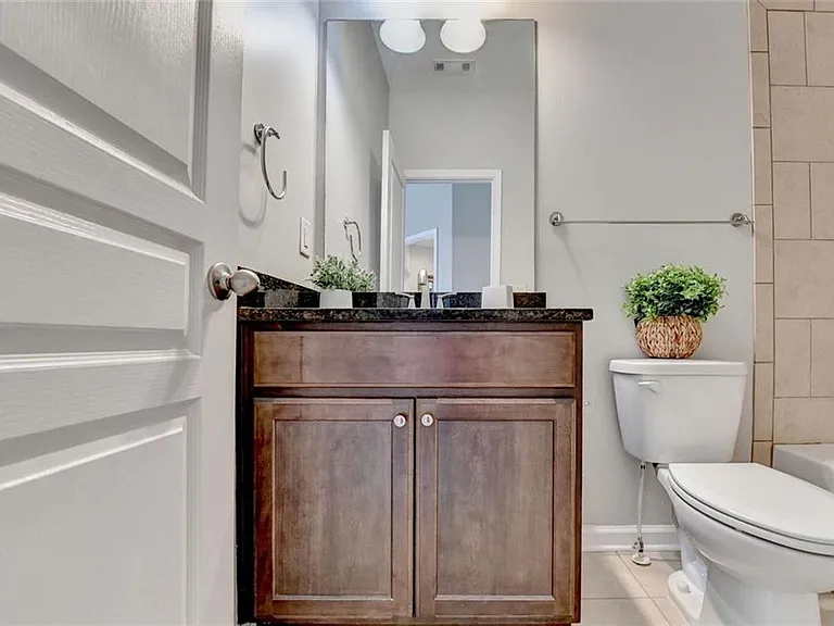2540 Maple Ridge Ln — Photo 36
