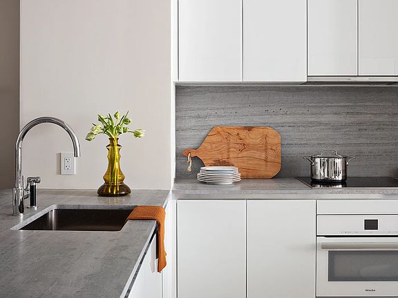 3rd image of 1 Wall St APT 1818