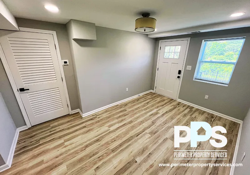 2 bed, 1.0 bath, 670 sqft, $1,099 — Photo 2