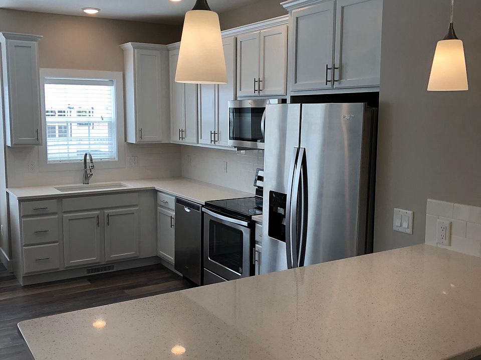 Highland Pointe 3635 Tanglewood Rd Bettendorf IA Zillow