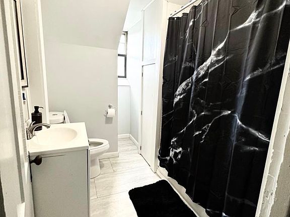 3rd image of 8 Piersons Ln #102