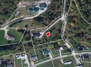 79 Oak Point Rd, Grayson, KY 41143