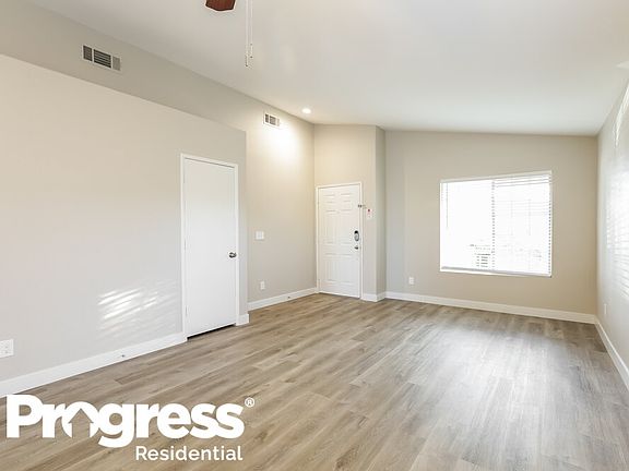 4th image of 4804 Minturn Ave