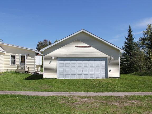 2nd image of 348 Midway Plaisance St