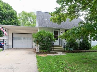 1034 Townsend St, Sycamore, IL 60178