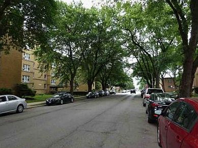 2nd image of 5335 N California Ave APT 1D