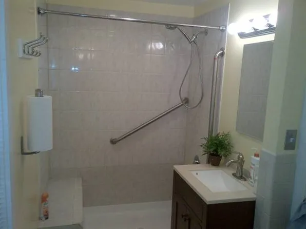 52 Valley Rd, Cos Cob, CT 06807