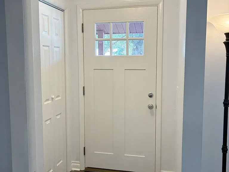 2180 Westcliff Dr — Photo 5
