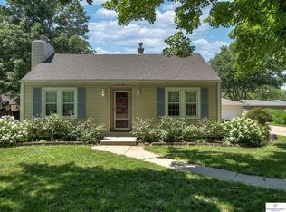 3612 N 69th St, Omaha, NE 68104