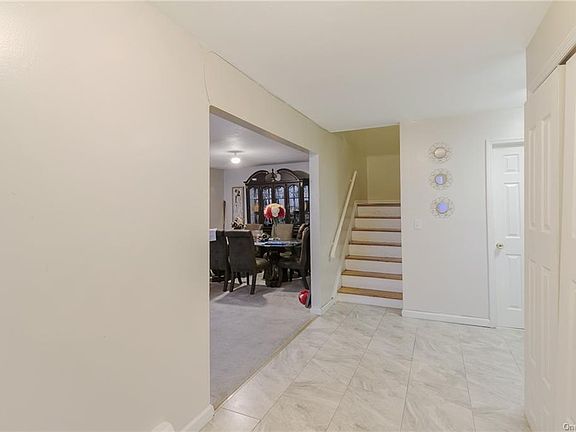 5th image of 213 Kearsing Pkwy