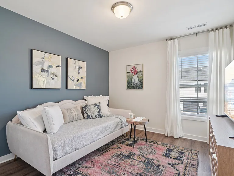 Legends Townhomes — Photo 12