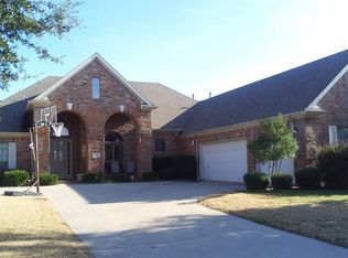 9710 October Glory Ln, Rowlett, TX 75089