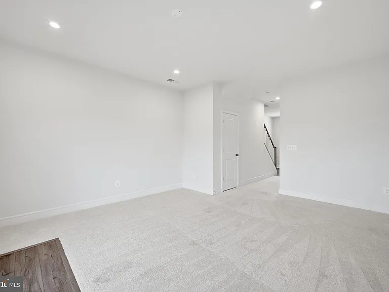 122 Checkerspot Way — Photo 10