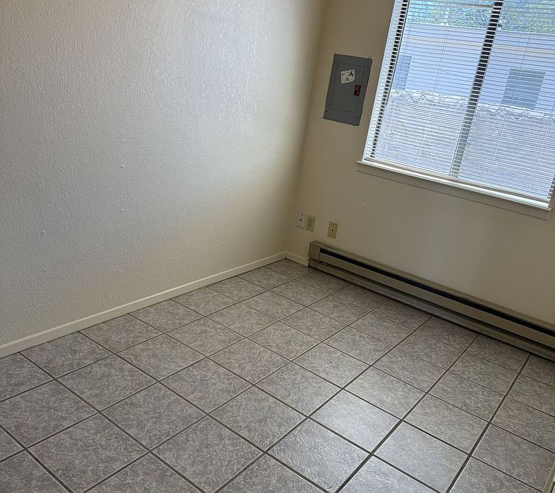 2nd image of 1116 Plain St APT C