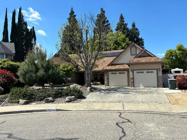 2506 E Vassar Court, Visalia, CA 93292