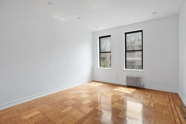 Rented by Cooper & Cooper Real Estate | media 10