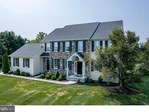 12 Chisel Creek Dr, Landenberg, PA 19350