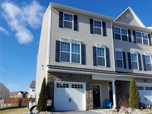 1362 Black Forest Dr S, Allentown, PA 18104
