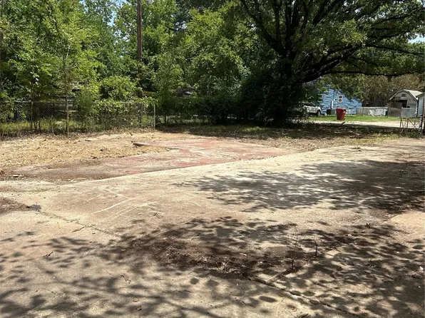 113 Seagrove Ln, West Tawakoni, TX 75474