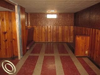 4th image of 659 Lincoln Ave