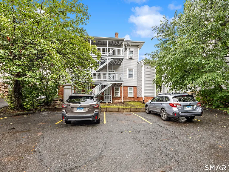 630 Broad St #2 — Photo 15