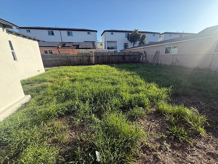 13917 Chadron Ave — Photo 11