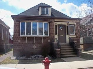 1226 120th St, Whiting, IN 46394