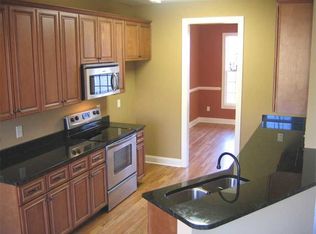 132 Fox Run Cir, Greer, SC 29651