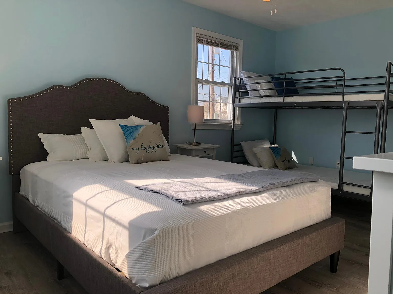 1600 Asbury Ave — Photo 3