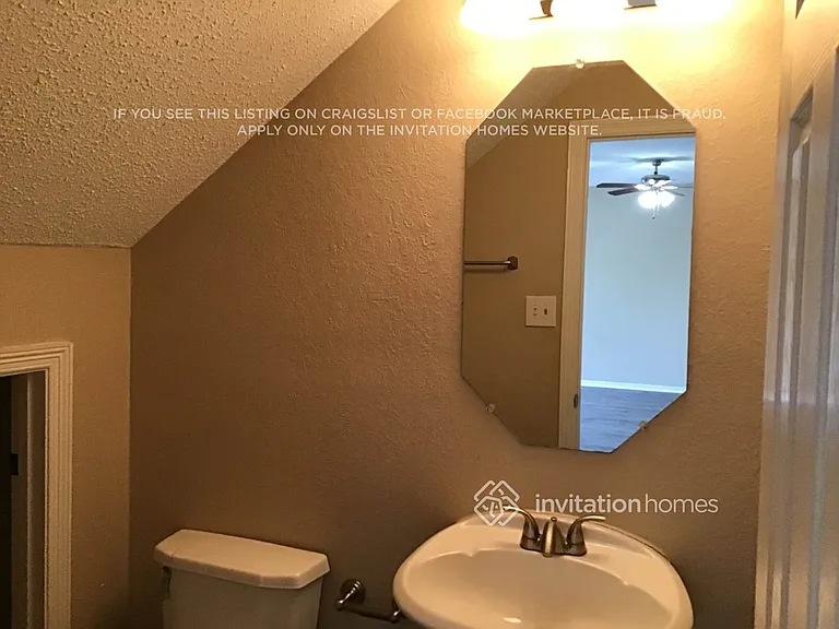 4008 Briarbend Rd — Photo 16